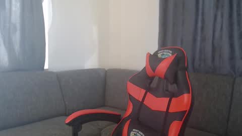 Hellene online show from 04/15/26, 05:03