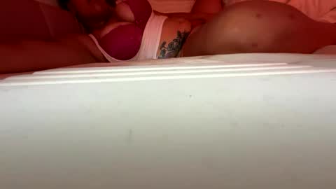 quecosatanrica online show from 10/29/25, 03:36