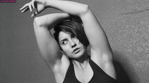 Lola online show from 02/20/25, 06:02