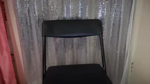 queen69138 online show from 02/13/26, 07:54