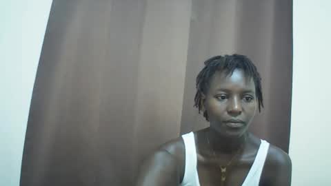 Snapshot of queen_0012 chatting on 05/16/26, 10:23 asher online show from 05/16/26, 10:23