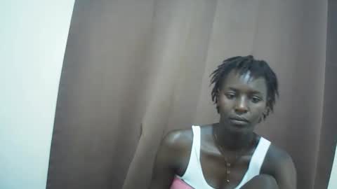 Snapshot of queen_0012 chatting on 05/17/26, 10:44 asher online show from 05/17/26, 10:44