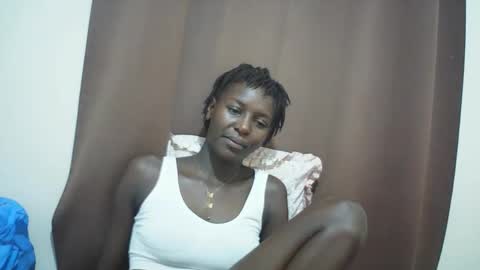 Snapshot of queen_0012 chatting on 05/17/26, 10:50 asher online show from 05/17/26, 10:50