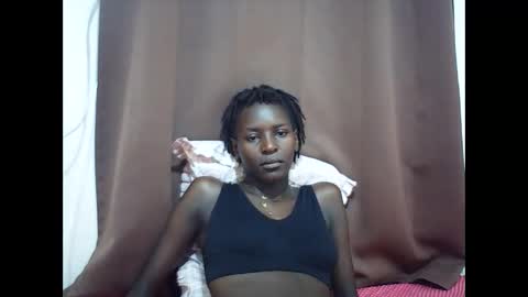 Snapshot of queen_0012 chatting on 05/27/26, 12:40 asher online show from 05/27/26, 12:40