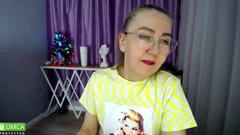 Snapshot of queen_a_n_i chatting on 12/05/24, 12:11 A N I Ill be here on December 1st online show from 12/05/24, 12:11