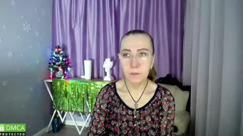 Snapshot of queen_a_n_i chatting on 01/13/25, 09:30 A N I Ill be here on December 1st online show from 01/13/25, 09:30