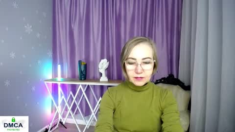 Snapshot of queen_a_n_i chatting on 11/22/25, 08:57 A N I Ill be here on December 1st online show from 11/22/25, 08:57