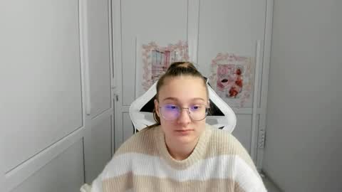 Amelie online show from 06/01/26, 07:43