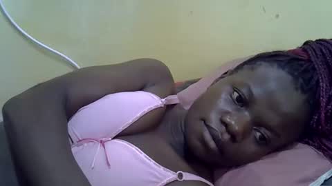 Snapshot of queen_darling3 chatting on 09/18/25, 09:44 Gentrix online show from 09/18/25, 09:44