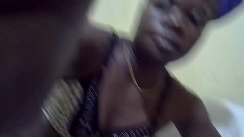 Snapshot of queen_darling3 chatting on 09/27/25, 03:44 Gentrix online show from 09/27/25, 03:44