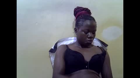 Snapshot of queen_darling3 chatting on 10/20/25, 07:53 Gentrix online show from 10/20/25, 07:53