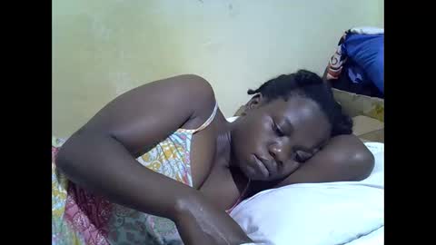 Snapshot of queen_darling3 chatting on 10/31/25, 11:50 Gentrix online show from 10/31/25, 11:50