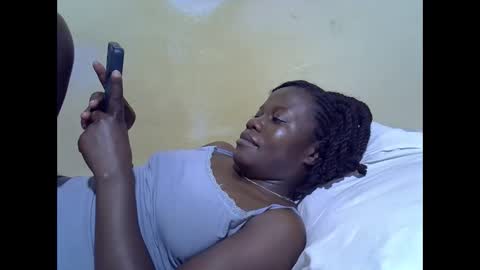 Snapshot of queen_darling3 chatting on 11/27/25, 07:16 Gentrix online show from 11/27/25, 07:16