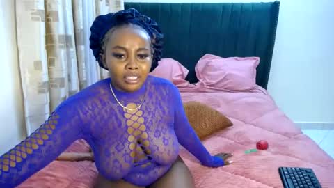 QUEEN  DOLY online show from 06/26/26, 01:21
