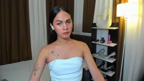 Queen Dyosa online show from 11/22/25, 06:07