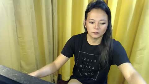 queen_ennah online show from 06/09/26, 07:58