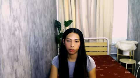 queen_gia online show from 04/11/26, 12:59