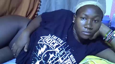 Snapshot of queen_jazmine chatting on 03/04/26, 03:01 queen_jazmine online show from 03/04/26, 03:01