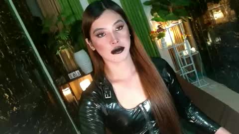 Kendal  online here from 6am-3pm philippine time online show from 12/03/25, 12:29