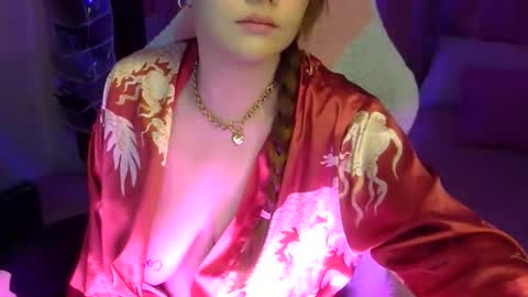 QueenHennessy online show from 03/13/26, 06:58