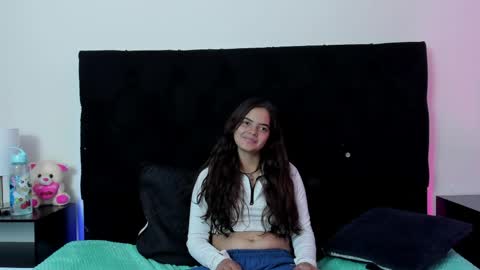 queen_misy online show from 04/08/26, 08:42