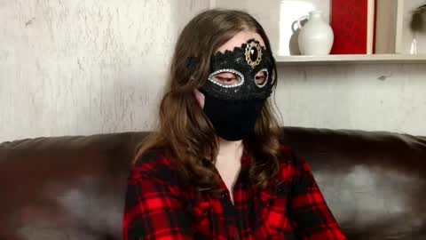 Nora online show from 05/01/26, 10:14