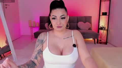 queen_of_deepthroat online show from 03/30/26, 04:35