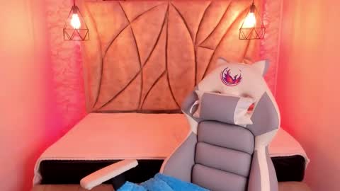 Snapshot of queen_perla_ chatting on 02/06/25, 02:58 online show from 02/06/25, 02:58