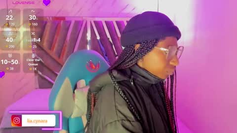 Snapshot of queen_perla_ chatting on 10/02/25, 11:28 online show from 10/02/25, 11:28