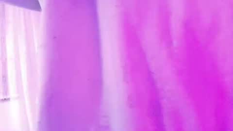 Snapshot of queen_perla_ chatting on 06/21/26, 12:19 online show from 06/21/26, 12:19