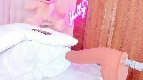 queen_yully online show from 03/07/25, 10:32