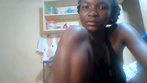 queenate581501024 online show from 07/15/26, 12:27