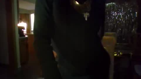 queenbee6269 online show from 01/02/25, 04:41