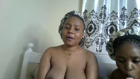 queen online show from 01/09/26, 02:36