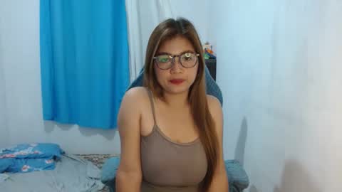 queen online show from 03/12/25, 06:44