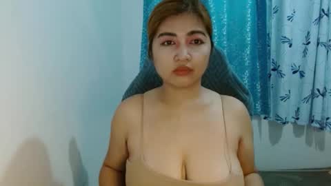 queen online show from 04/08/26, 03:12