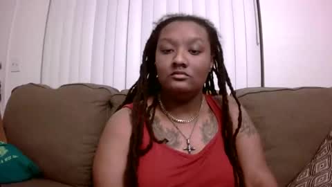 Queen Chief online show from 04/16/26, 07:42