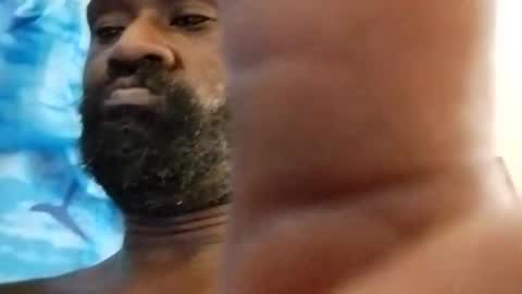 Snapshot of queencity3880 chatting on 03/01/26, 10:45 Juicyblacc online show from 03/01/26, 10:45