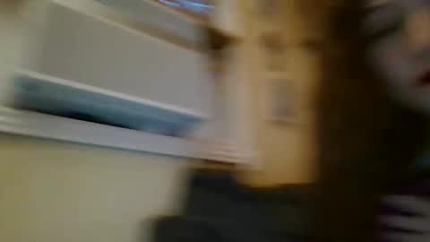 Snapshot of queencrimsonlvx chatting on 04/16/26, 02:01 queencrimsonlvx online show from 04/16/26, 02:01