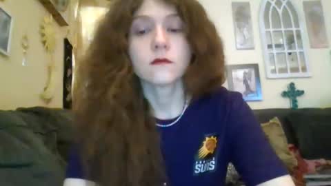queencrimsonlvx online show from 05/06/26, 08:58
