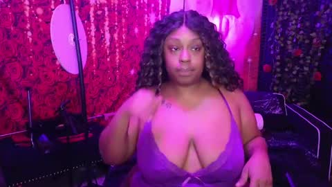 Queen Cherise Roze online show from 04/07/26, 01:44