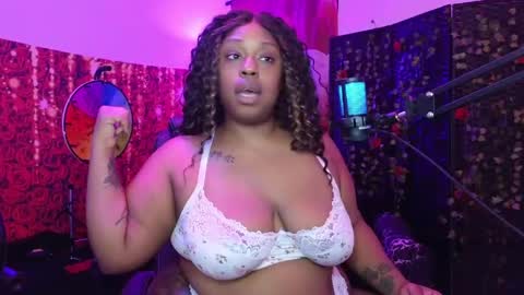 Queen Cherise Roze online show from 04/10/26, 09:30