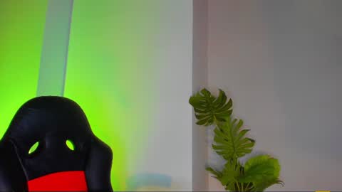 Queen online show from 06/21/26, 03:58