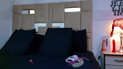 QUEENJEENN online show from 03/29/26, 08:09