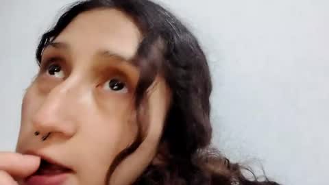 Snapshot of queenjenn__ chatting on 07/21/26, 08:38 QUEENJEENN online show from 07/21/26, 08:38