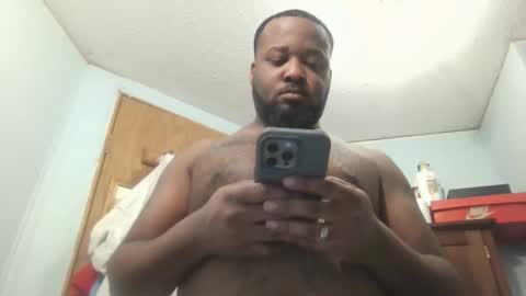 Snapshot of queenking55 chatting on 01/04/25, 04:44 Queen N King Fun Night online show from 01/04/25, 04:44