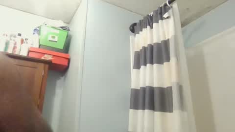 Snapshot of queenking55 chatting on 01/07/25, 09:29 Queen N King Fun Night online show from 01/07/25, 09:29