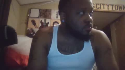 Snapshot of queenking55 chatting on 03/10/25, 04:17 Queen N King Fun Night online show from 03/10/25, 04:17