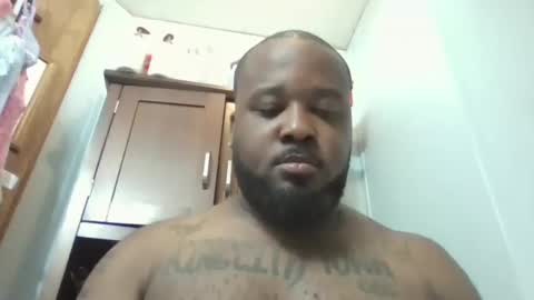 Snapshot of queenking55 chatting on 09/19/25, 06:48 Queen N King Fun Night online show from 09/19/25, 06:48