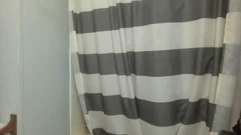 Snapshot of queenking55 chatting on 10/03/25, 06:21 Queen N King Fun Night online show from 10/03/25, 06:21